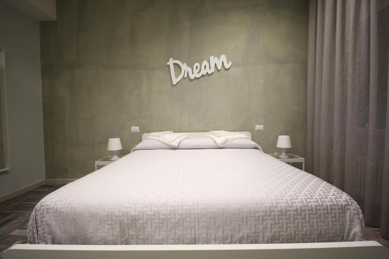 Recia Room Napoli Eksteriør bilde